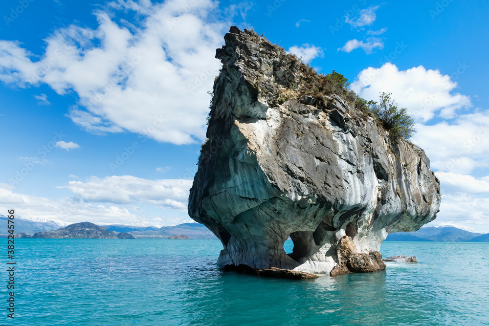 marble-caves-sanctuary-marble-chapel-on-general-carrera-lake-puerto