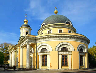 Wall Mural - Yellow and white neo-classical Church of Transfiguration, sometimes called by name of one of its chapels, Church of Virgin of All Sorrows (1783-1791). Moscow, Russia