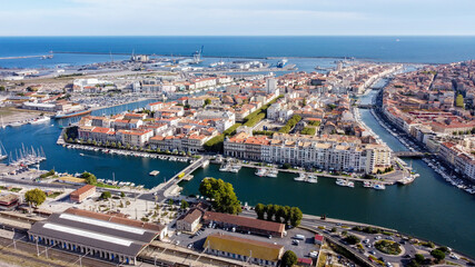 Wall Mural - Aerial view of the old town center of Sete in the South of France - Two urbanised islands surrounded with ancient canals between the Mediterranean Sea and the Pond of Thau