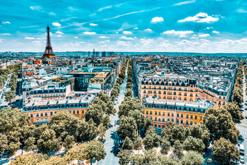 Fototapete - Beautiful panoramic view of Paris from the roof of the Triumphal Arch. View of the Eiffel Tower.