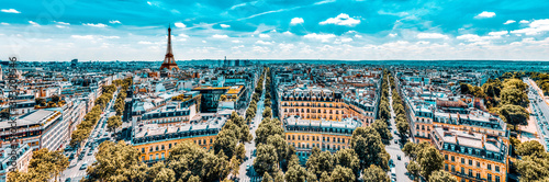 Fotomural Beautiful panoramic view of Paris from the roof of the Triumphal Arch