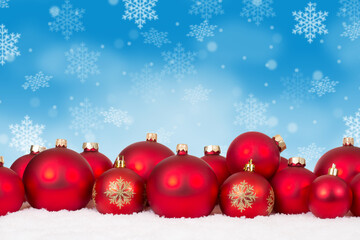 Wall Mural - Many red Christmas balls baubles background copyspace copy space card decoration snowflakes snow winter