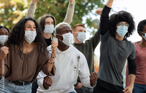 Cuadros en Lienzo Young people demanding to stop lockdown, suffering from finacial troubles