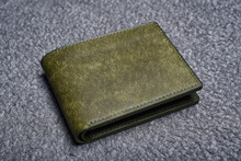 Leather Wallet, Handcraft Full Grain Vegetable Tanned Olive Green Wallet, Men Fashion And Accessory.
