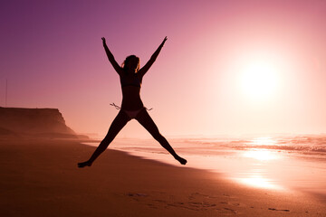 Poster - Jumping on the beach