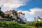Fototapeta Miasto - Vue sur le château de Nyon depuis les rives du lac Léman, Suisse