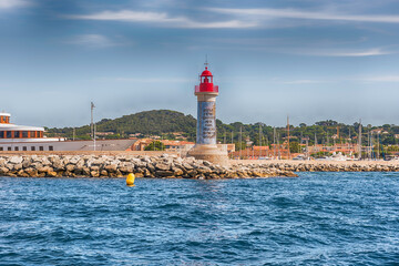 Canvas Print - Iconic lighthouse in the harbor of Saint-Tropez, Cote d'Azur, France