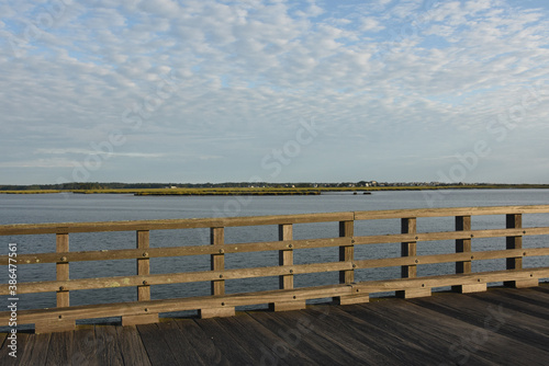 Fotomural Scenic Views from Bridge Over Bay in Massachusetts