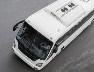 Canvas Print - tourist bus on a multi-lane road.