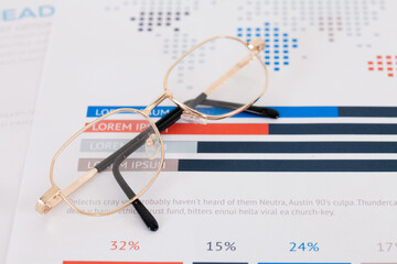 Glasses on financial information