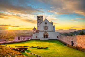 Poster - Assisi, San Francesco Basilica church at sunset. Umbria, Italy.