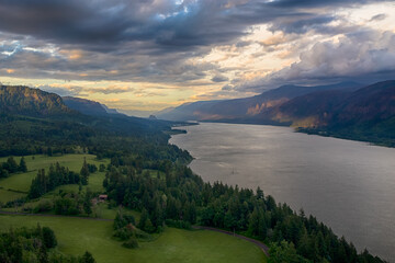 Wall Mural - Columbia river Gorge from Cape Horn, Washington, in twilight