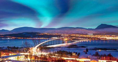 Wall Mural - northern lights (aurora borealis) over tromso, norway