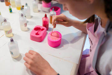 art workshops for children - preparing hand-made soap