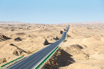 Wall Mural - wavy road in qinghai