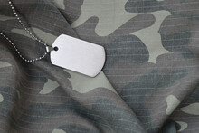 Silvery Military Beads With Dog Tag On Camouflage Fatigue Uniform