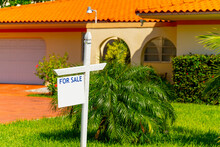 House For Sale Sign Real Estate Photo