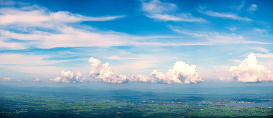 Poster - Panorama landscape view of the mountain and clouds.