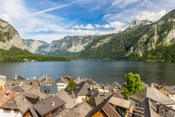 Wall Mural - Great views of the lake and Hallstatt with Dachstein peak in background.  Picturesque and gorgeous scene. Location famous place , Austria, region of Salzkammergut, Europe.