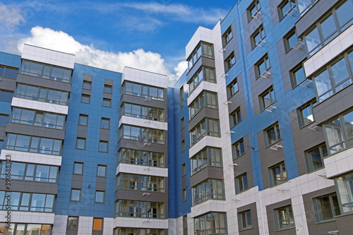 Fotografía Modern panel apartment building