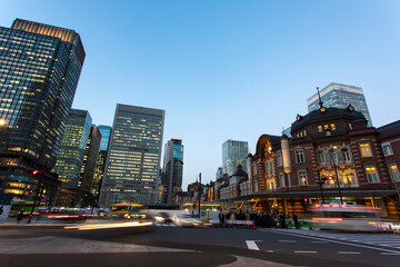 Wall Mural - 東京駅の夕景