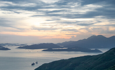 Poster - Coucher de soleil sur la baie de Hong Kong