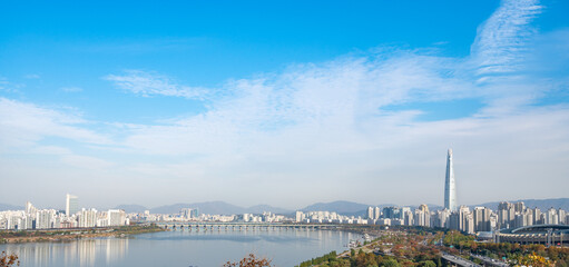 Autumn scenery of the Han River in Seoul, South Korea in 2020.