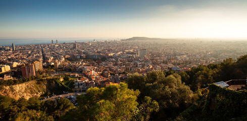 Wall Mural - Panorama sunset over Barcelona from Bunkers del Carmel