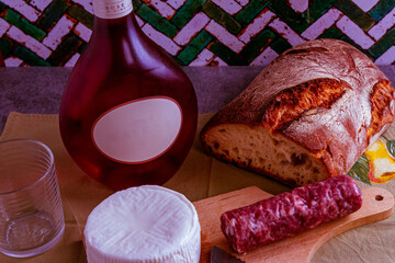 Sticker - Goat cheese with wine bread and salami