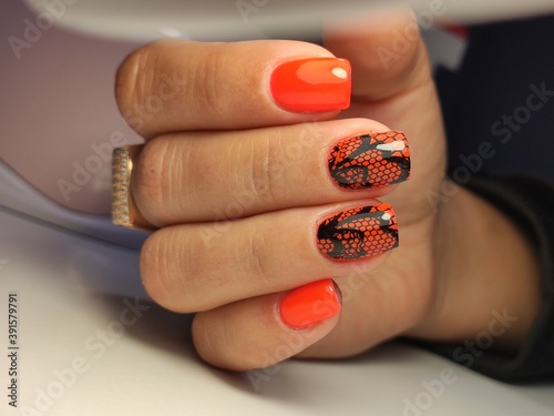 Ταπετσαρία τοιχογραφία fashion manicure of nails on a beautiful background