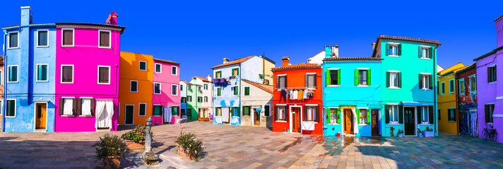 Canvas Print - Most colorful traditional town (village) Burano - Island near of Venice. Italy travel and landmarks