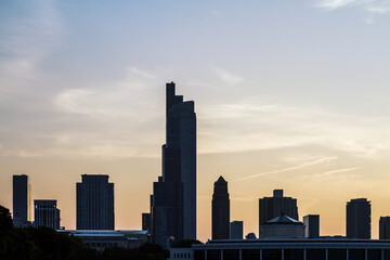 Wall Mural - Beautiful Chicago skyline at dawn