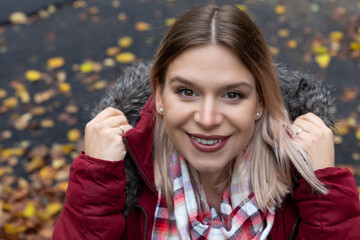 Sticker - Autumnal portrait of attractive woman