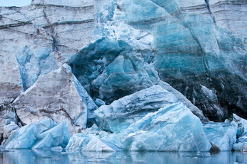 Wall Mural - glacier in lomfjorden, spitsbergen island, svalbard, norway