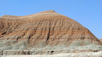 Mountain under clear blue sky