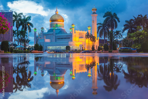 Fotografía Omar Ali Saifuddien Mosque in Bandar Seri Begawan, brunei