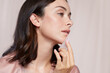 © Leandro Crespi Studio/Stocksy - Gua sha facial routine