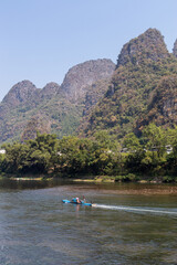 Sticker - Montagne karstique sur la rivière Li, Chine