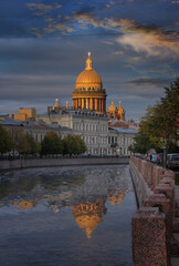 Wall Mural - St. Isaac's Cathedral and Moika river Embankment in Saint Petersburg