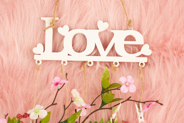 Canvas Print - White wooden word love and flowers