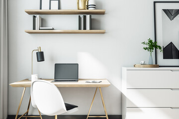 Aufkleber - Cozy home office desk with laptop and supplies.