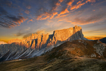Wall Mural - beautiful landscape of mountains during autumn