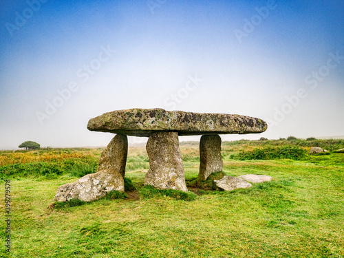 Cuadros en Lienzo Lanyon Quoit, a neolithic burial chamber - a dolmen or cromlech - near Land's End in Cornwall, England, UK