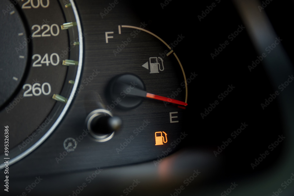 what-does-the-gas-tank-symbol-mean
