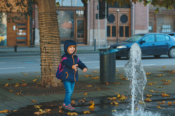 Poster - boy and fountain water