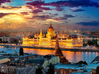 Fototapete - Danube and Parliament