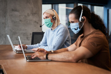 Canvas Print - People having online meeting or videocall