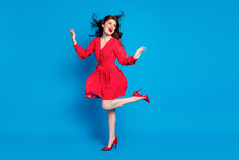 Full Length Photo Of Excited Attractive Lady Dancing At Disco Wear Stilettos Vintage Outfit Isolated On Blue Color Background
