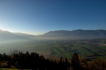 Wall Mural - Blick übers Rheintal von Planken in Liechtenstein 11.11.2020