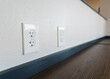 electrical outlets to plug in 